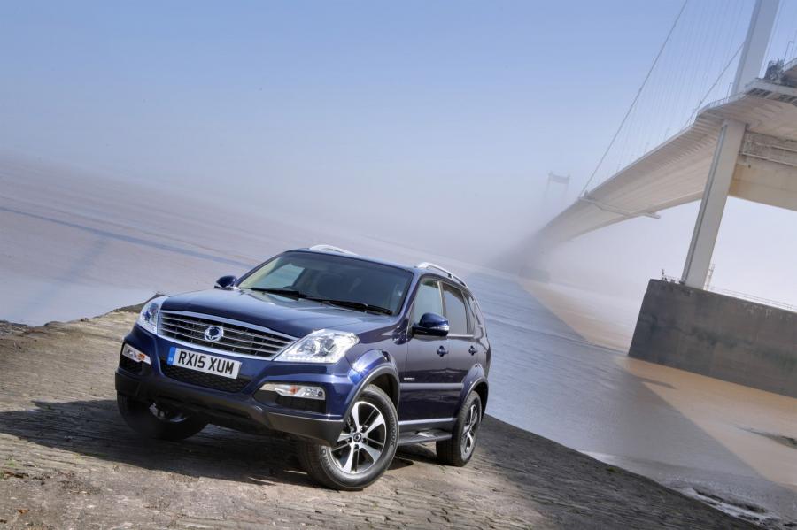  SsangYong Rexton W 2015 года  (UK) (фото 2 из 13)
